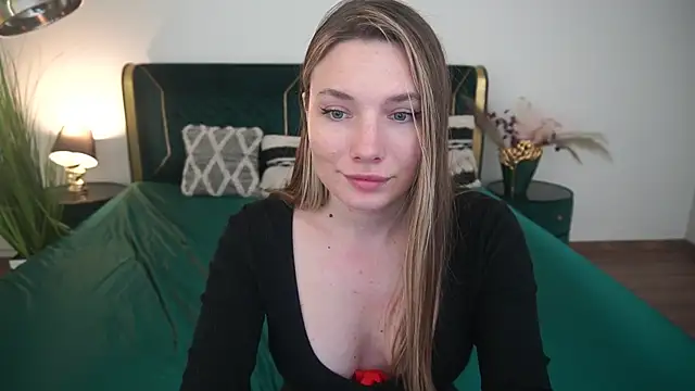 icedanielles - IceDanielles's free webcam - UK Sex Cams