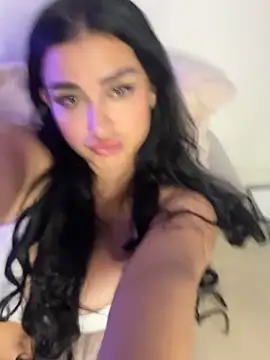 Celinaax webcam