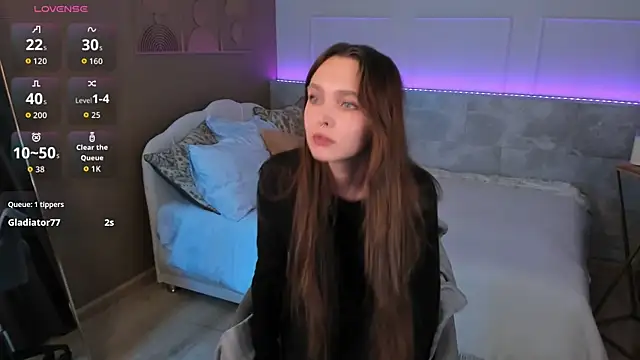 ChloeSunny webcam