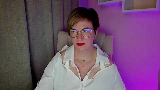 feliziaDesire webcam