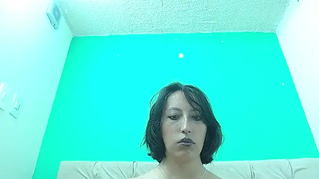 amoremerchmar webcam