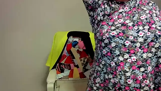 Adelewildx webcam