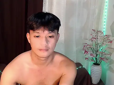 kingdomcum96 live sex cam