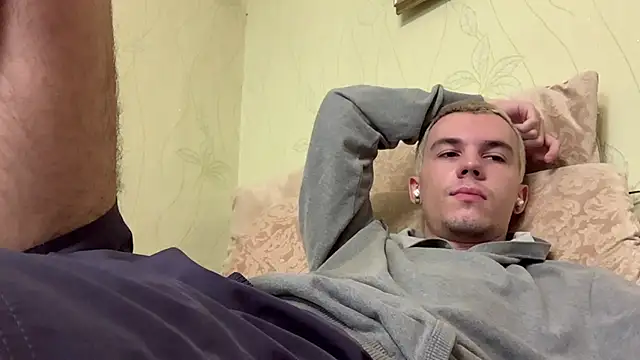 Jeremy1Scott Live Web Cam Show