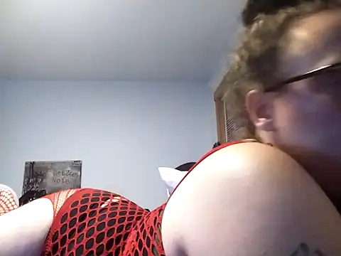 Sluttycatwomen webcam