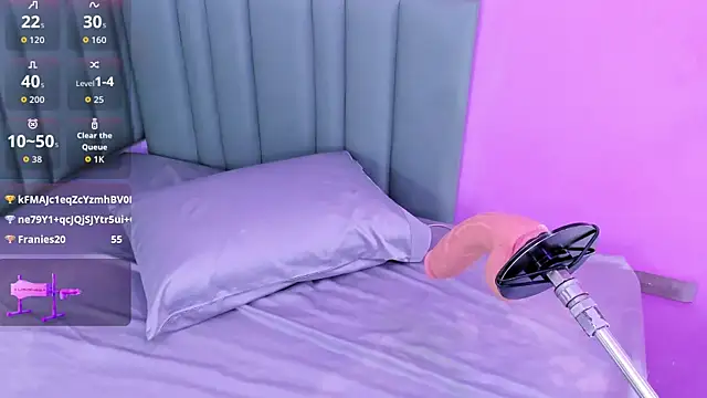 caroline_bigboobs1 webcam