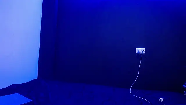 Leea_Rose webcam