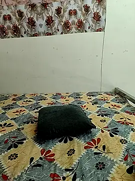 Cute_Kritika webcam