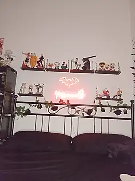 MirianaB webcam
