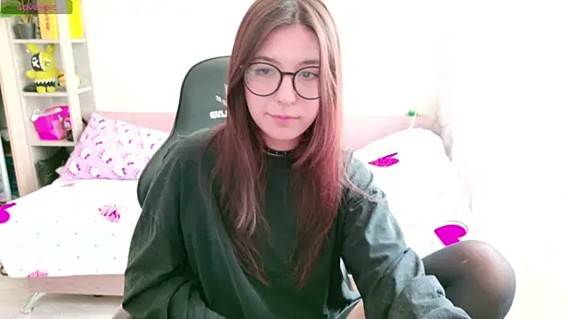 Azaliya_Haze webcam