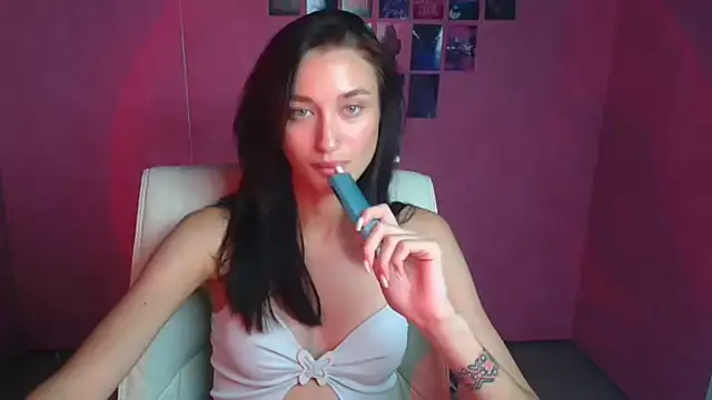 Stella_XO webcam