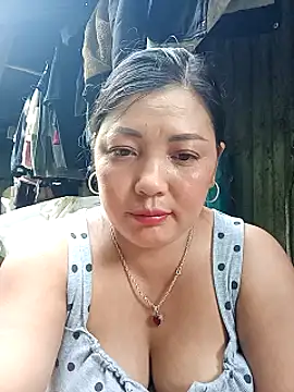 sary-hot2x webcam