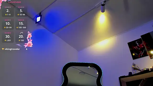 Queen_Jen webcam