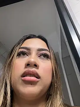 MaddyStonee_ webcam