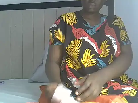 horny_breey webcam