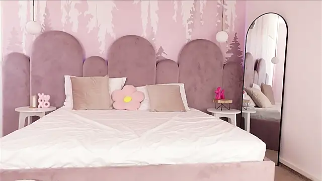 LilaVoxx webcam