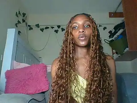 Velvet_peach webcam