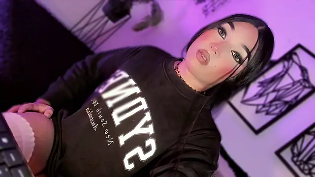 misstreslatin webcam