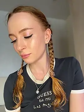 Little_Candy_18 webcam