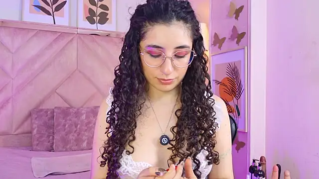 DemiJones_ webcam