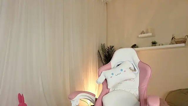 BetsyGonzale webcam