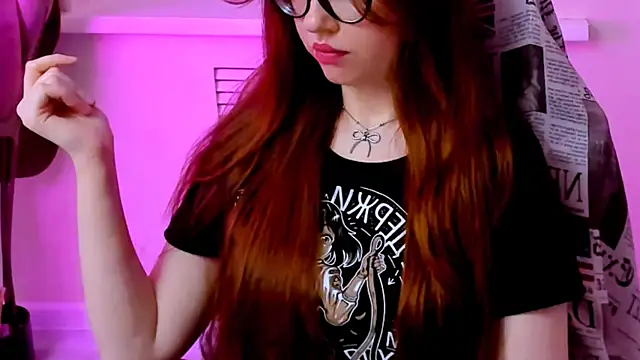 CarolGiggly webcam