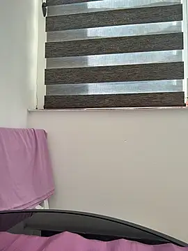 Hot-Milf4U webcam