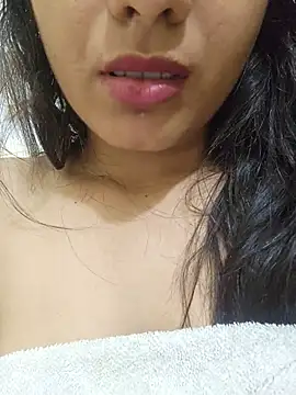 CuteSarikaLIVE webcam