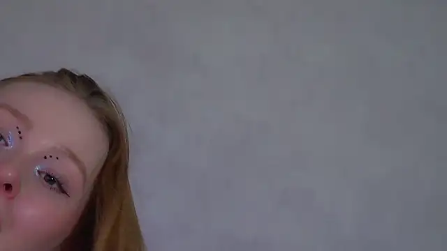AgataFoxley webcam