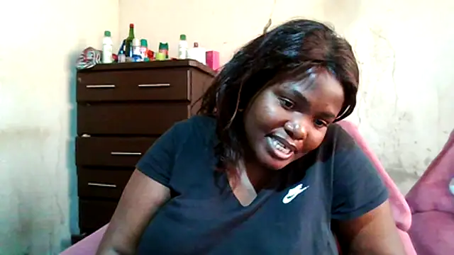 sexybigboobz webcam