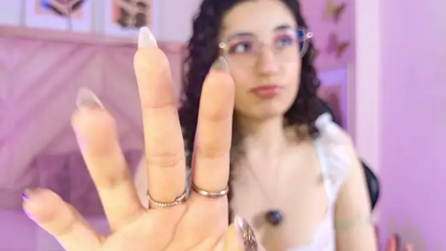 DemiJones_ webcam