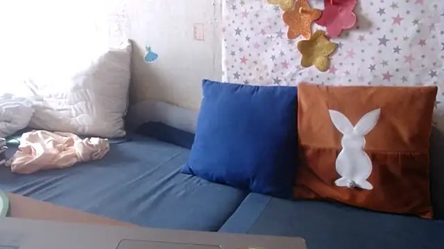 QueenLana webcam