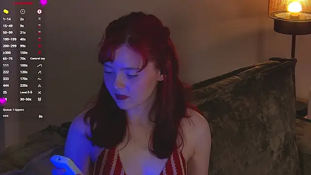 Nora__Ray webcam