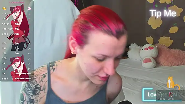 MeganNewCat webcam