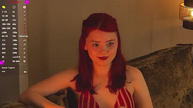 Nora__Ray webcam