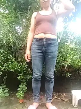 Bella-lynlyn webcam