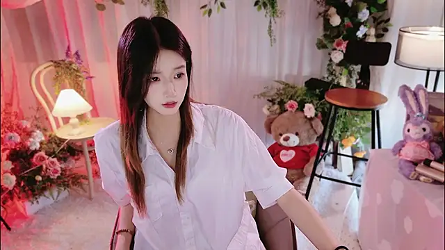 LuLu-007 webcam