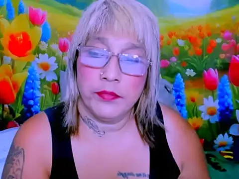 indianroxy webcam