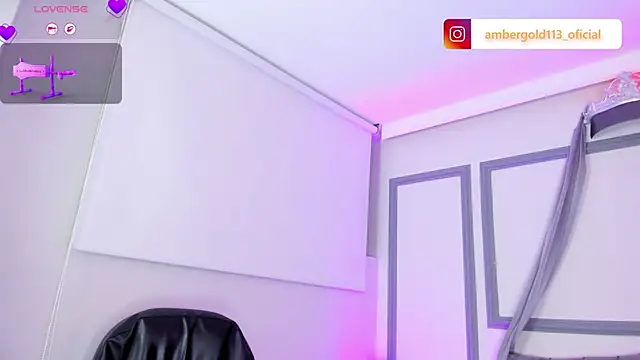 Amber_gold_ webcam