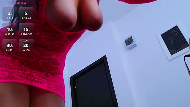 TemptingLuna_ webcam