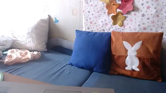 QueenLana webcam