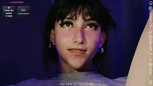 Nalan__ live cam on StripChat