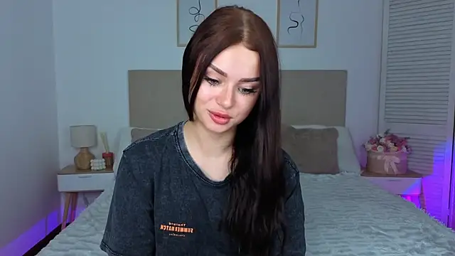 silena_sky - Silena_sky's free webcam - UK Sex Cams