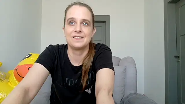 Chantalee webcam