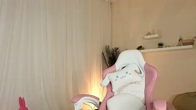 BetsyGonzale webcam
