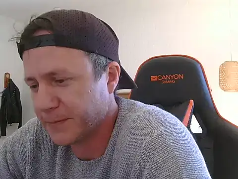 TroyDieselXXX webcam