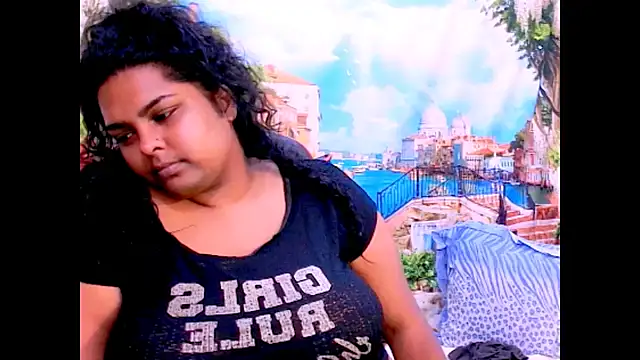 Indianfairy99 webcam