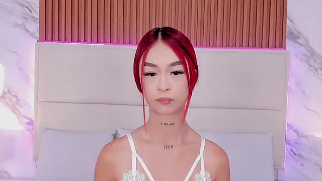 _bella_rossee_ webcam