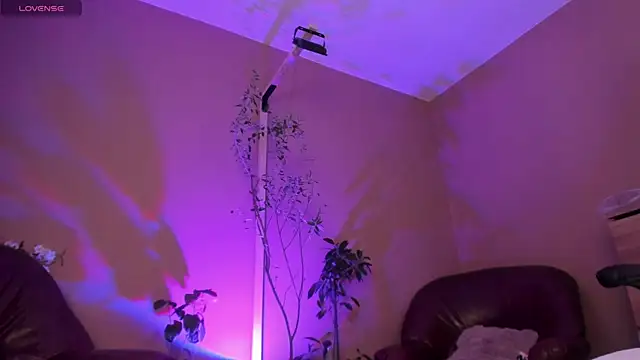 KaylaLaine webcam
