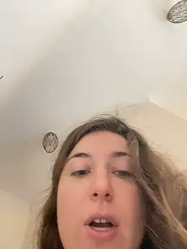 kate_nicepops333221 webcam